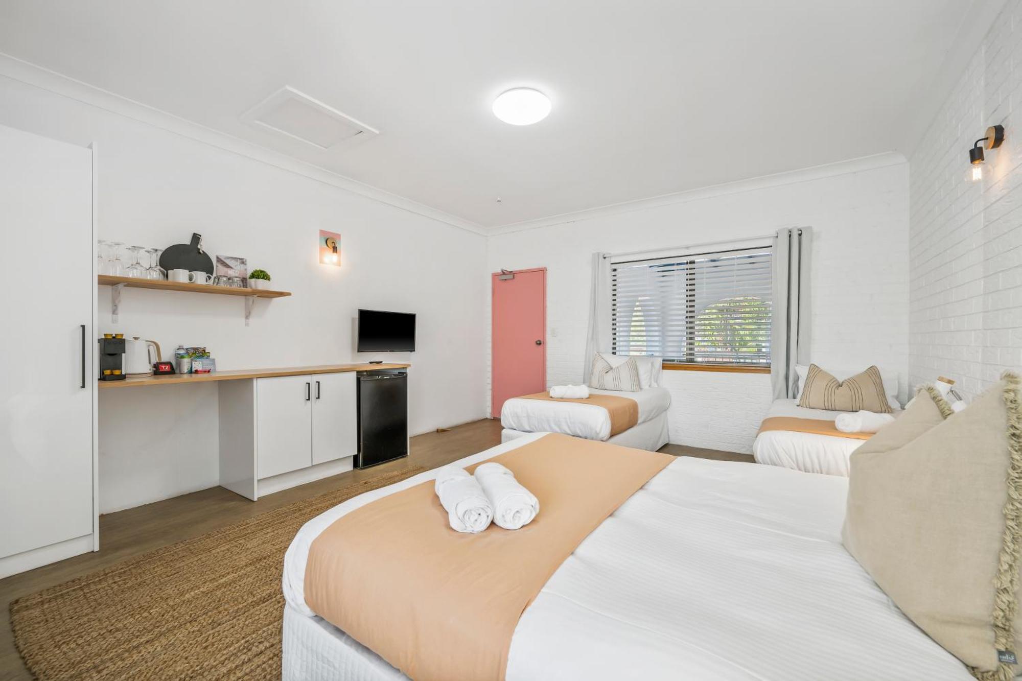 The Med Crescent Head Motel Eksteriør billede